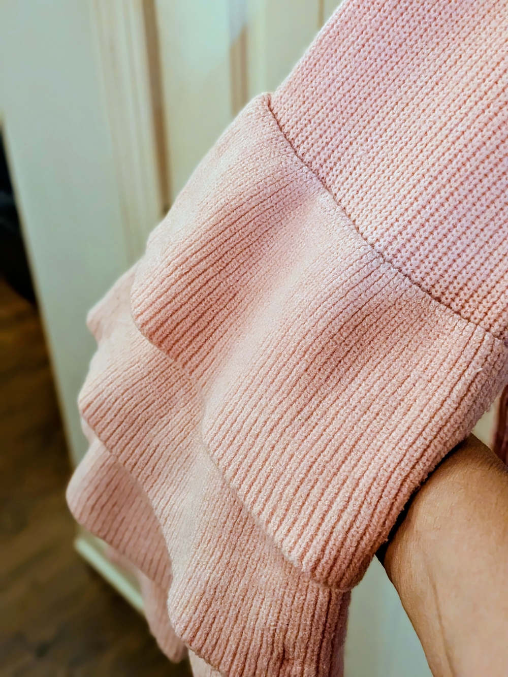 ELOQUILL Elements Plus Size 22/24 Peachy Pink Ruffle Bell Sleeve Sweater NWT - Picture 10 of 16